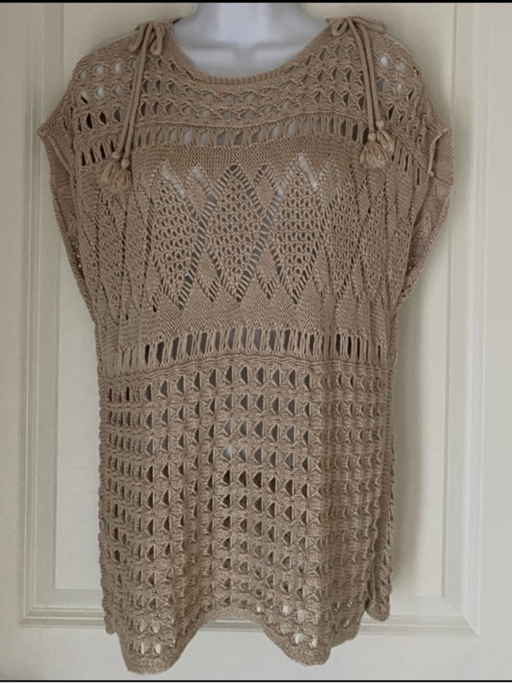 Chico’s Crocheted Top  Sz2 Boho Tan Hippie Cold Shoulder Summer Festival Neutral